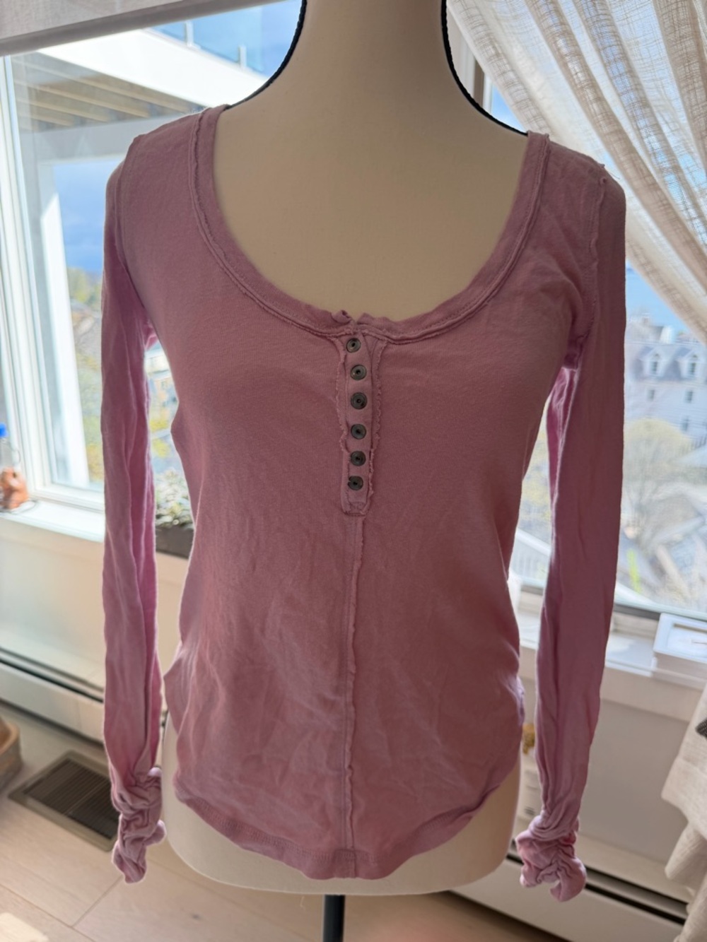 Pilcro anthropologie Dusty Pink Long-Sleeve Henley ruched sleeve Top-XS